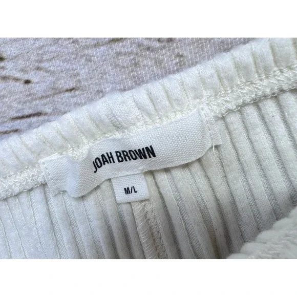 Joah Brown Fitted Mini Flare Pant Natural Ivory Luxe Ribbed Knit Size M/L‎ USA